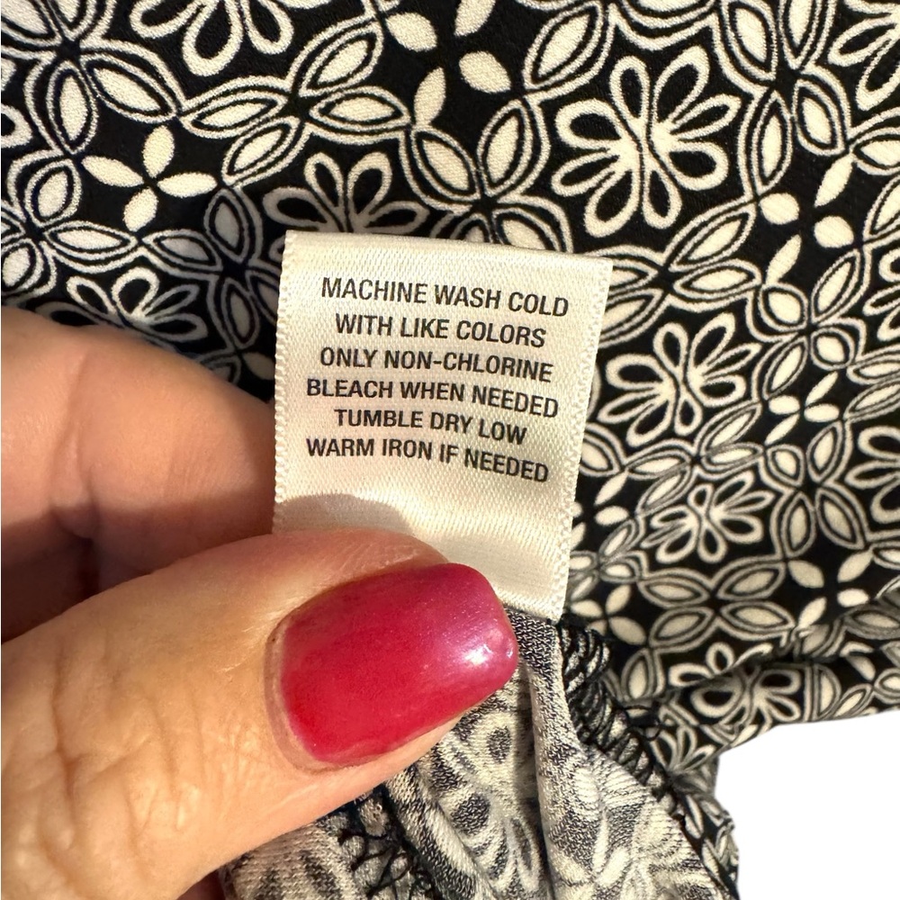 ❤️ Roz & Ali Black/White Patterned Blouse w/Flutter Sleeve LARGE   #V - Picture 4 of 6